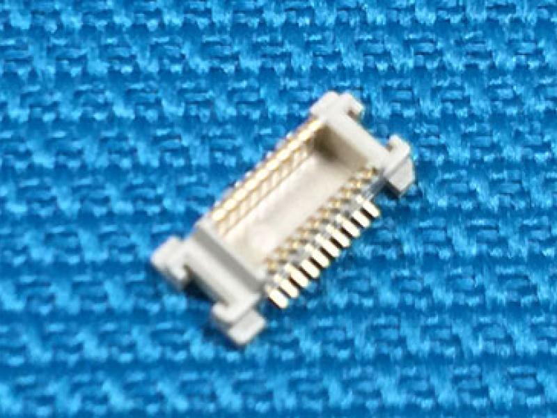 53748-0208 (0.50mm Pitch SlimStack™ Plug)